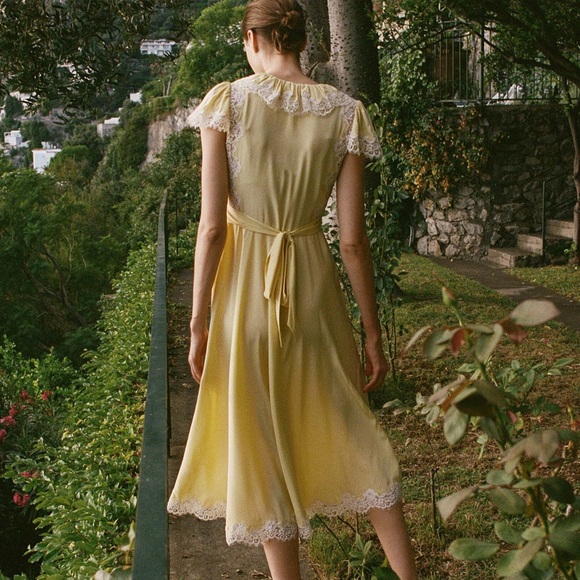 Doen grace dress in yellow rose - Picture 10 of 10